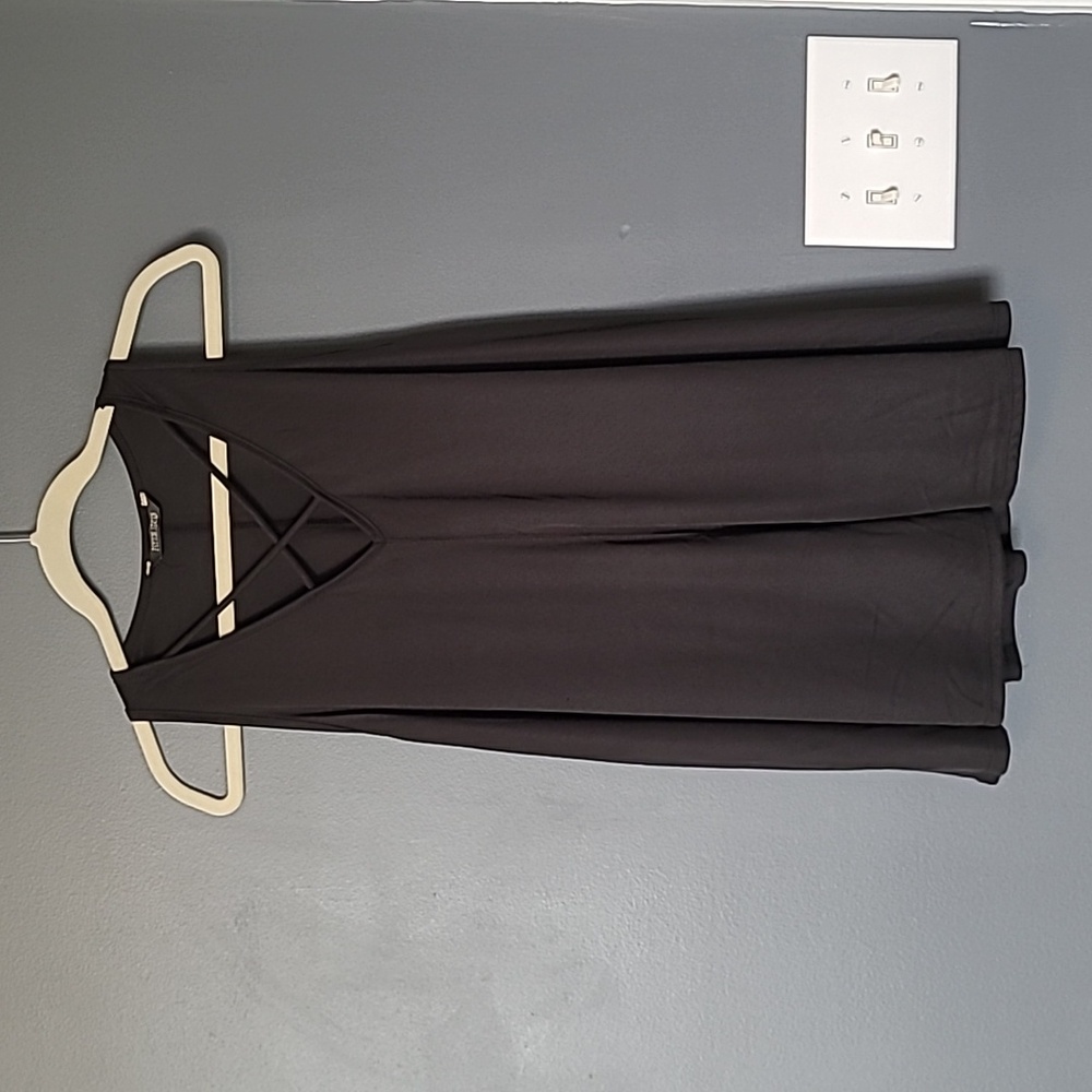 Black Flowy Tank